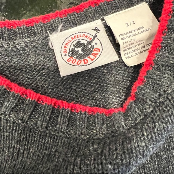 2T Train Sweater with plaid flannel - Picture 2 of 6